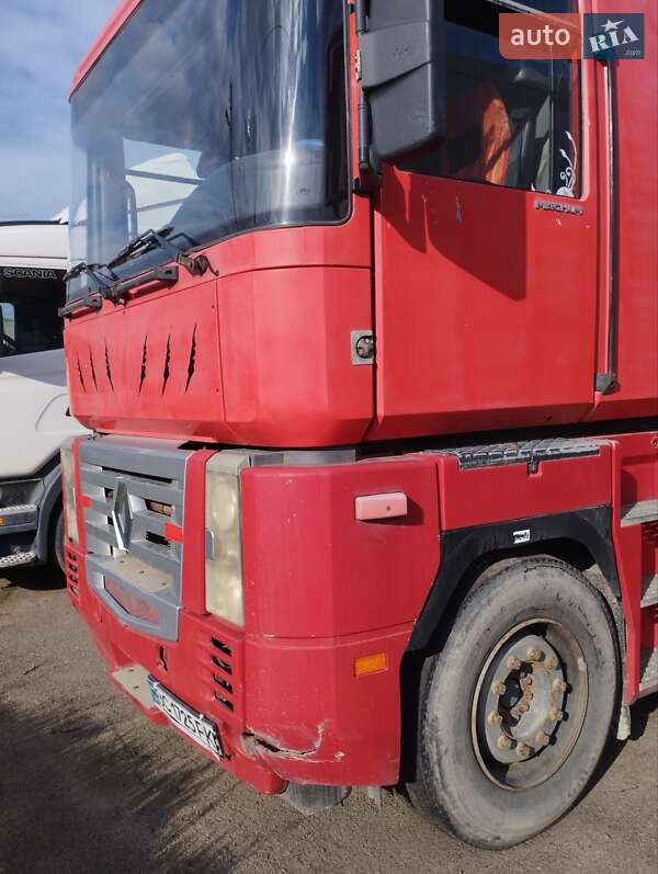 Тягач Renault Magnum 2006 в Броварах