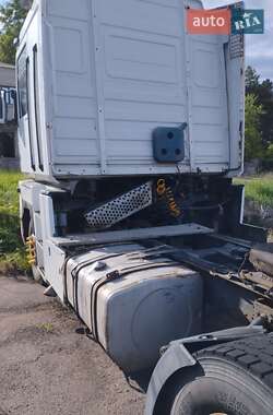 Тягач Renault Magnum 2005 в 
