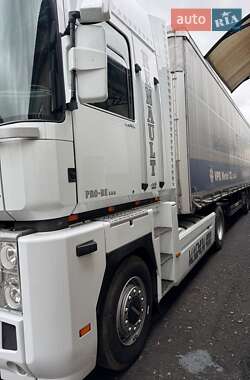 Тягач Renault Magnum 2012 в 