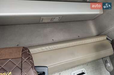 Тягач Renault Magnum 2012 в 