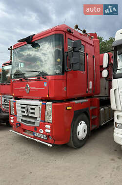 Тягач Renault Magnum 2007 в Баштанке