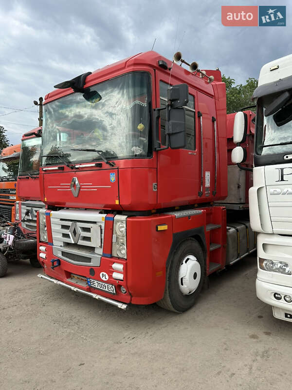 Тягач Renault Magnum 2007 в 