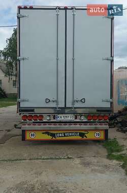 Тентований Renault Magnum 2005 в Києві