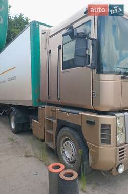 Тягач Renault Magnum 2002 в 
