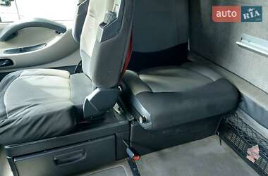 Тягач Renault Magnum 2013 в 