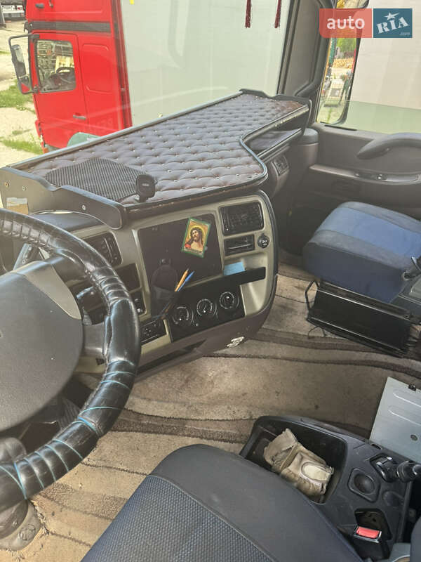 Тягач Renault Magnum 2006 в Сумах