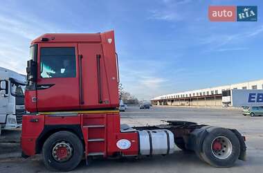 Тягач Renault Magnum 2000 в 