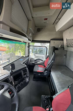 Тягач Renault Magnum 2012 в 