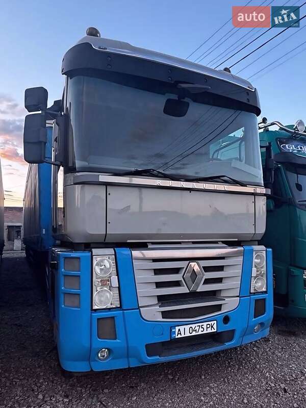 Тягач Renault Magnum 2011 в 
