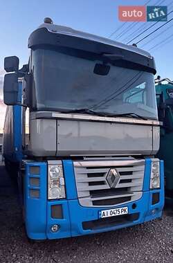 Тягач Renault Magnum 2011 в 