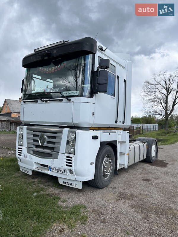 Тягач Renault Magnum 2007 в 