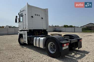 Тягач Renault Magnum 2010 в 