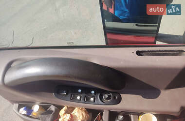 Тягач Renault Magnum 2004 в 