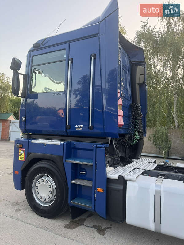 Тягач Renault Magnum 2007 в Запоріжжі