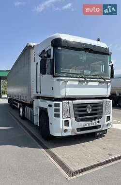 Тягач Renault Magnum 2011 в 