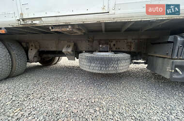 Грузовой фургон Renault Magnum 2003 в 