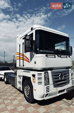 Тягач Renault Magnum 2006 в Одессе