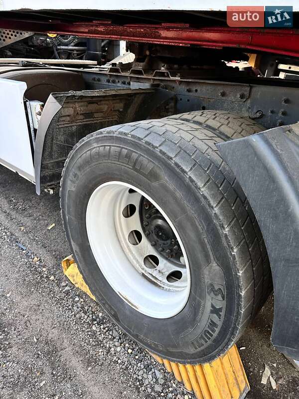 Контейнеровоз Renault Magnum 2004 в Березовке