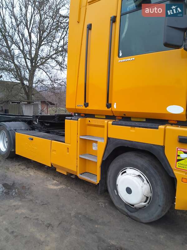 Тягач Renault Magnum 2002 в Балті