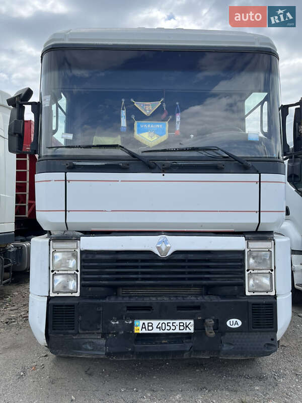 Зерновоз Renault Magnum 1998 в Лохвиці