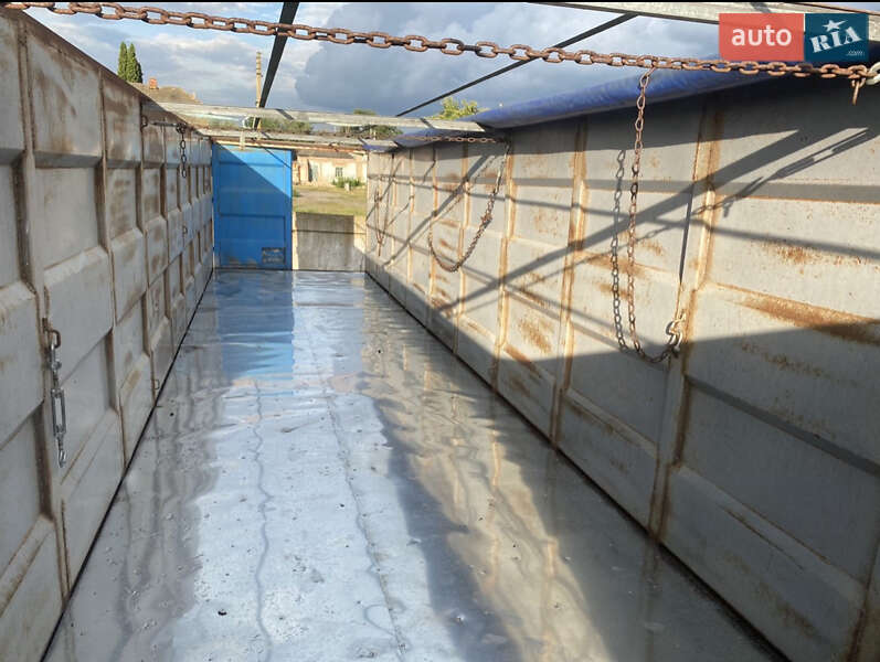 Зерновоз Renault Magnum 1998 в Лохвиці