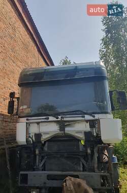 Тягач Renault Magnum 1999 в 