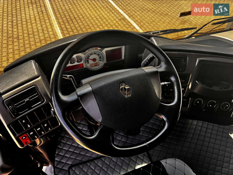 Тягач Renault Magnum 2013 в Черновцах