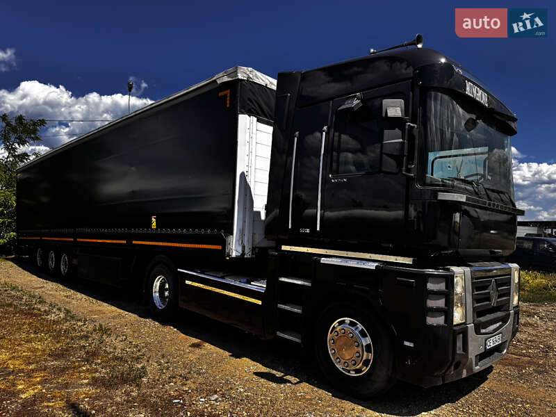 Тягач Renault Magnum 2013 в 