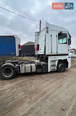 Тягач Renault Magnum 2010 в 