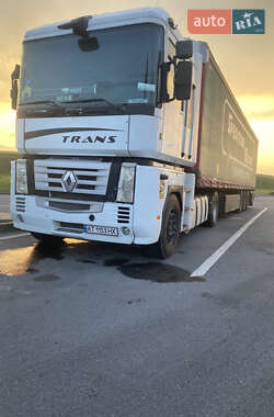 Тягач Renault Magnum 2009 в Снятині