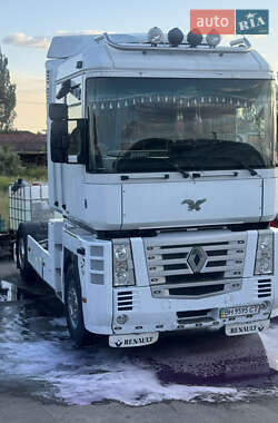 Тягач Renault Magnum 2004 в Одессе