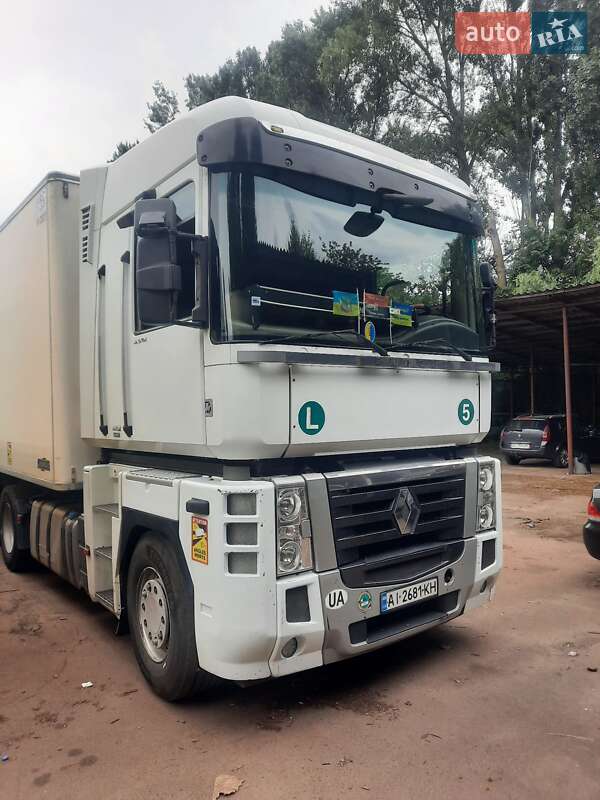 Тягач Renault Magnum 2008 в Києві
