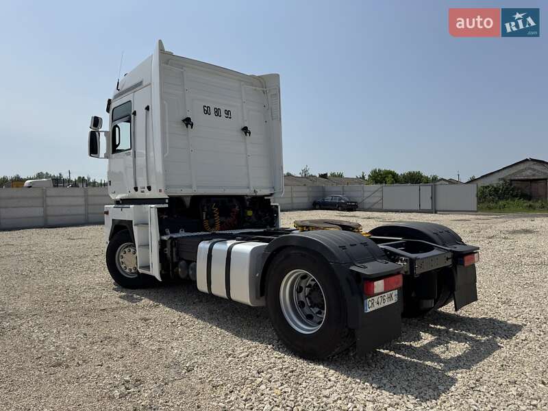 Тягач Renault Magnum 2010 в Рівному