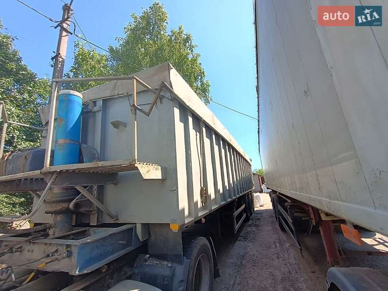 Зерновоз Renault Magnum 2005 в Нежине