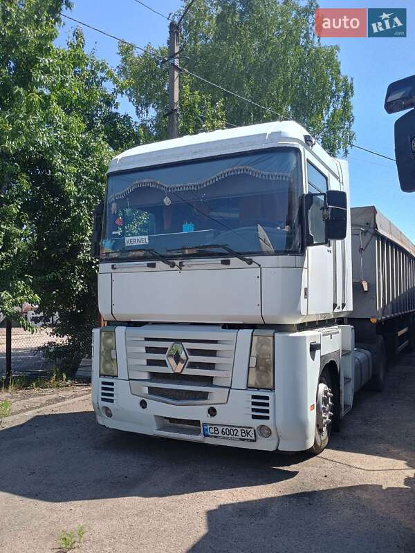 Зерновоз Renault Magnum 2005 в Нежине