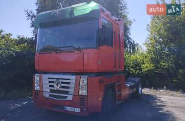 Тягач Renault Magnum 2002 в Семеновке