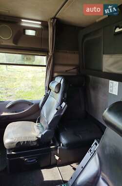 Контейнеровоз Renault Magnum 2007 в 