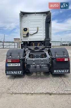 Тягач Renault Magnum 2007 в 