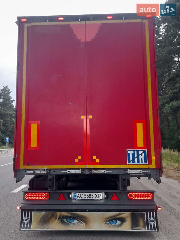 Тягач Renault Magnum 2002 в Дніпрі