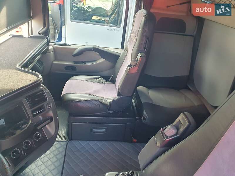 Тягач Renault Magnum 2012 в Чернігові