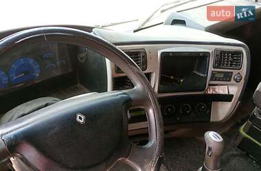 Тягач Renault Magnum 2005 в 