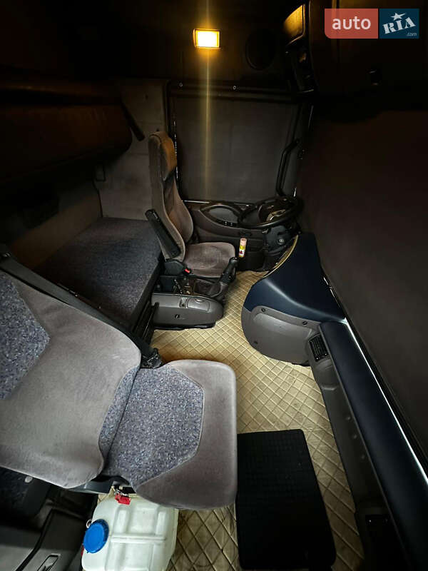 Тягач Renault Magnum 2007 в Дніпрі