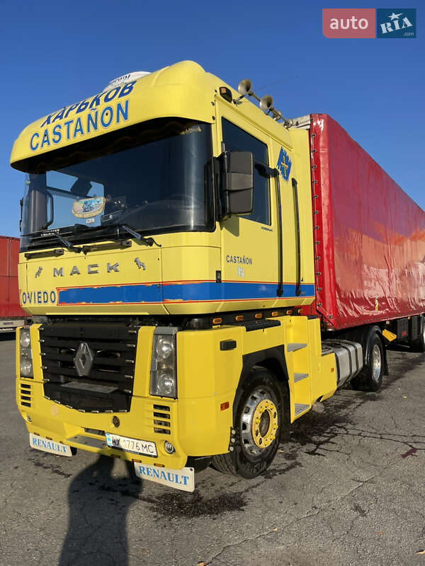 Тентованый Renault Magnum 2003 в Харькове