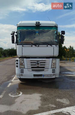 Контейнеровоз Renault Magnum 2007 в Ладижині