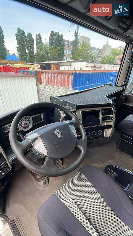 Тягач Renault Magnum 2007 в Києві