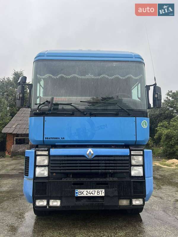 Тентований Renault Magnum 2001 в Кореці