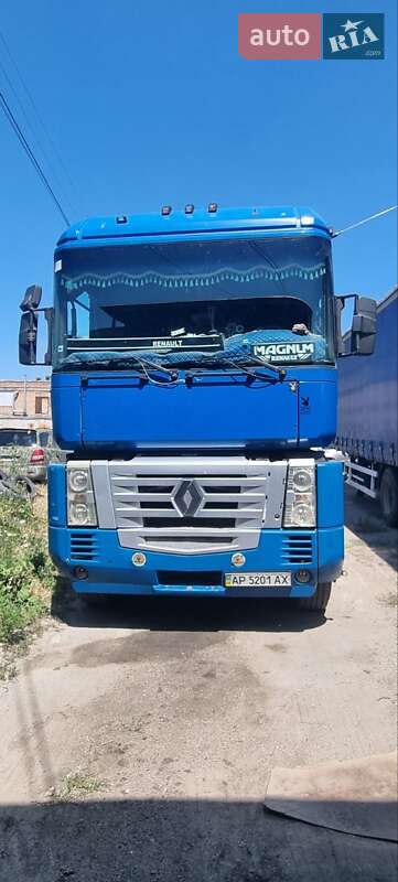 Renault Magnum 2002