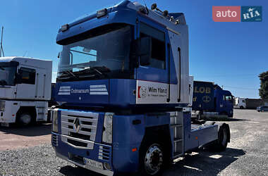 Тягач Renault Magnum 2004 в Остроге