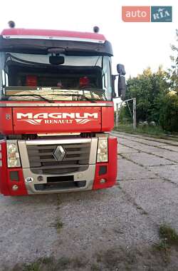 Тягач Renault Magnum 2011 в Львове