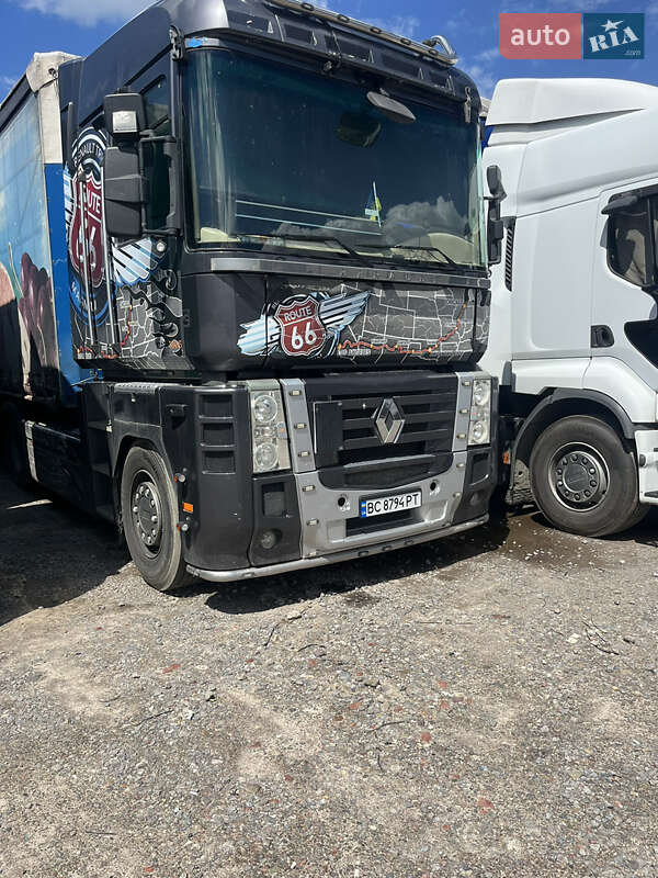 Тягач Renault Magnum 2012 в 